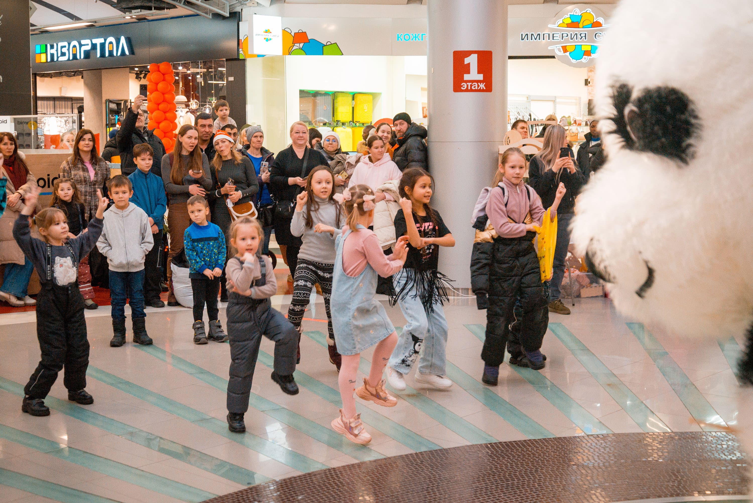 Фото Детский конкурс рисунков"Новогодний город -2026!" Изображения в Детский конкурс рисунков"Новогодний город -2026!"